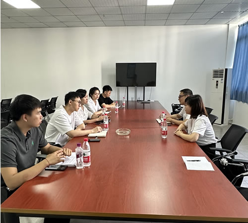 市局領(lǐng)導(dǎo)蒞臨指導(dǎo)，共繪綿陽市先鋒醫(yī)療器械新篇章！