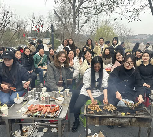 綿陽市先鋒醫(yī)療器械有限公司—— 慶?！?.8婦女節(jié)”，共赴燒烤盛宴，致敬巾幗風(fēng)采